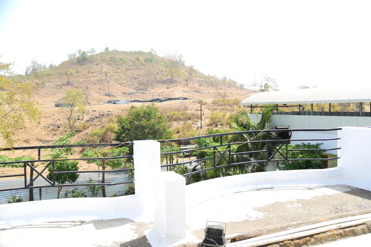 River Touch Resort Silvassa Exterior foto